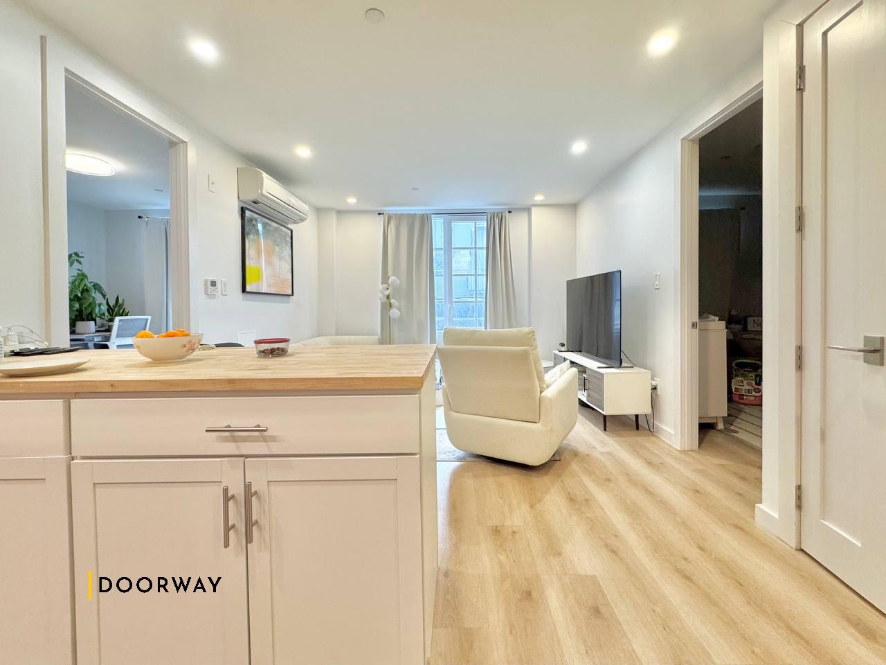Unit 5D — 251 Front Street, Vinegar Hill